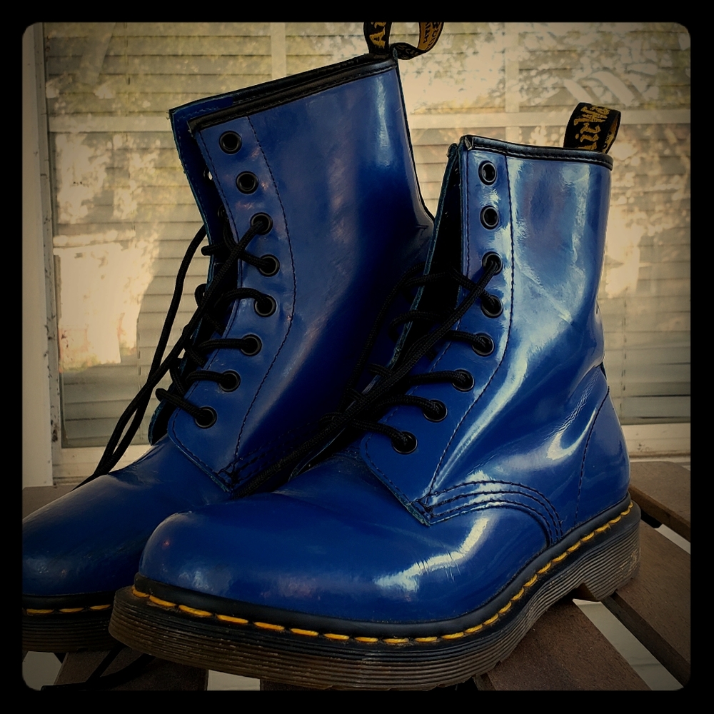 RARE DISCOUNTED Doc Marten Blue Boot Size 9